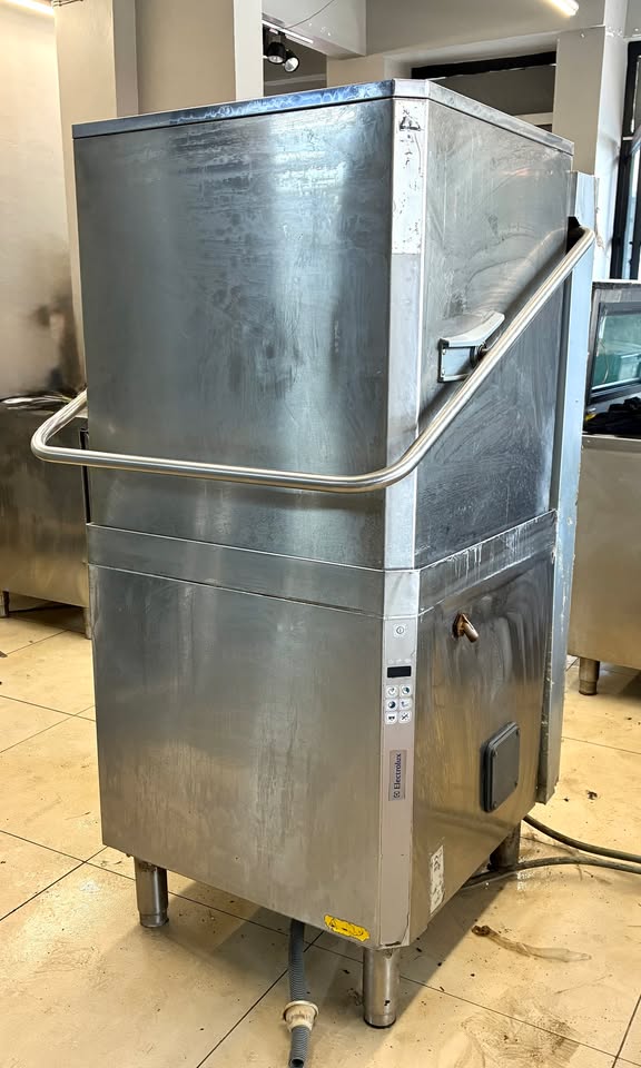 İkinci El Electrolux Giyotin Tip Bulaşık Makinesi 1440 Tabak/Saat - Görsel 10