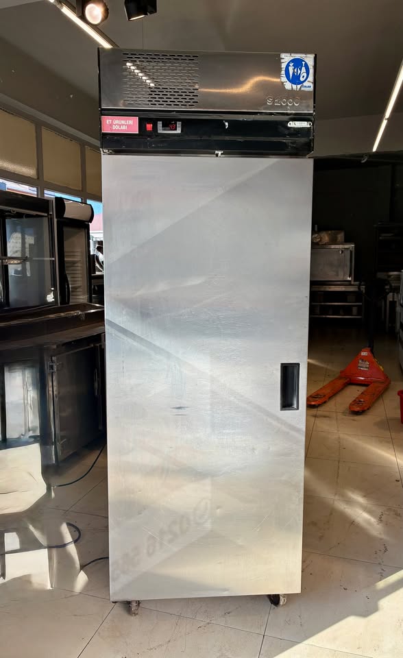 İkinci El Dik Tip Tek Kapılı Paslanmaz Soğutucu Dolap 70x80x205 cm